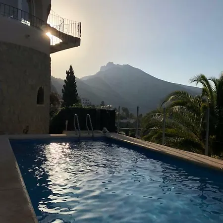 Casa En La Colina